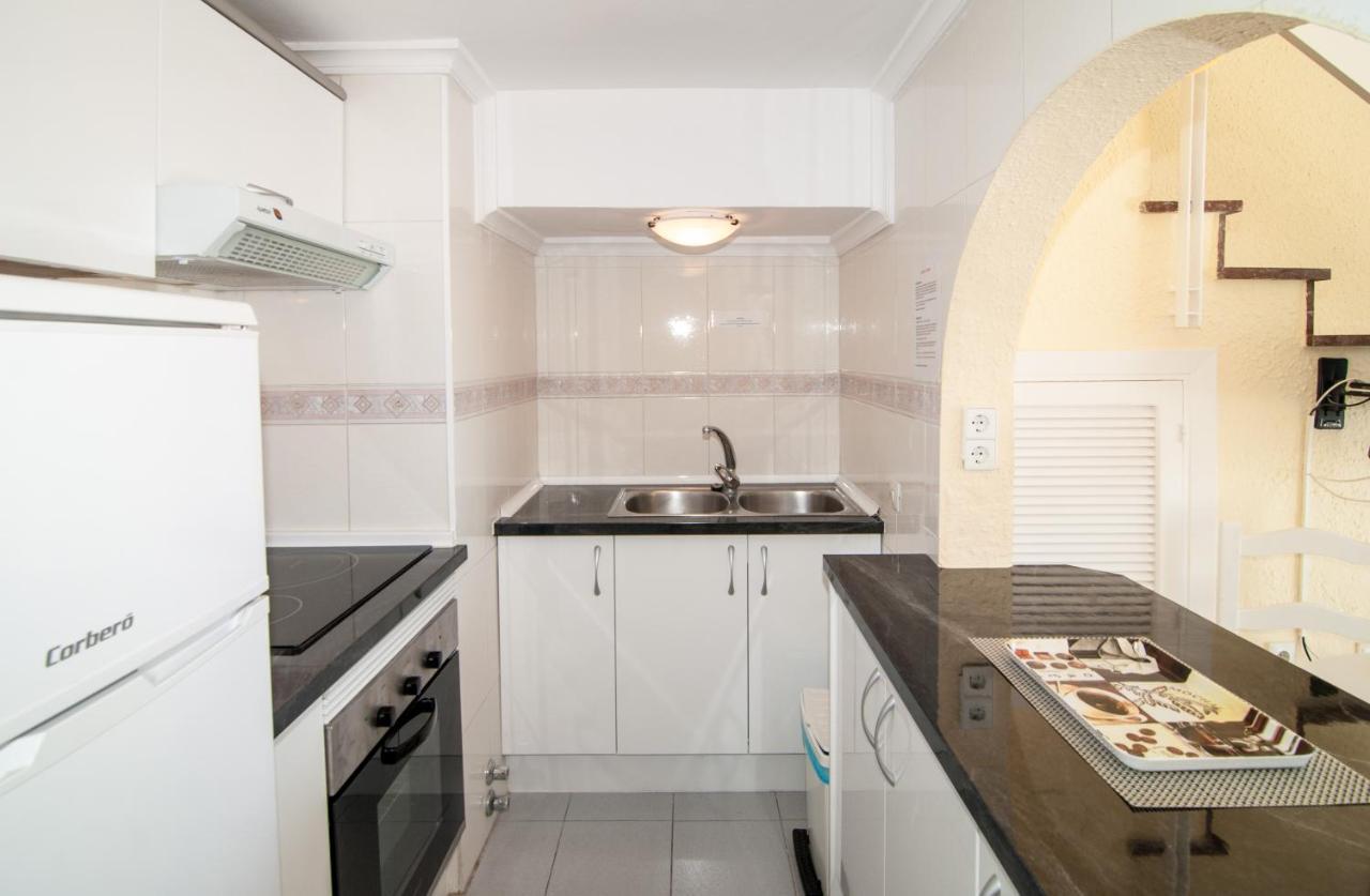 Skol 911A 1 Bedroom Duplex With Sea Views 马尔韦利亚 外观 照片